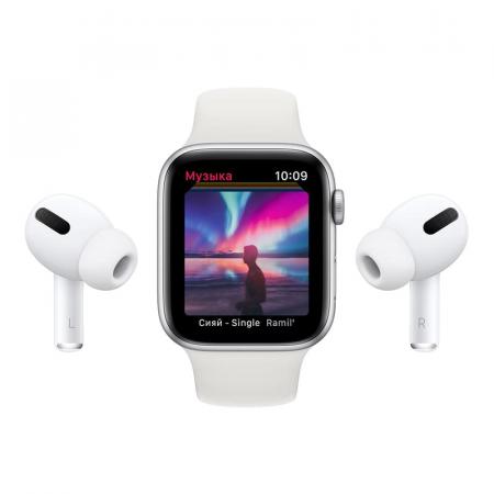 Apple Watch Nike SE (2020), 44 мм корпус из алюминия серебристого цвета, спортивный ремешок Nike цвета «чистая платина/чёрный»