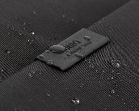 Чехол UNIQ для ноутбуков 14" Bergen Nylon Laptop sleeve (BERGEN(14)-MNBLACK) Черный