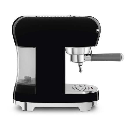 Кофемашина эспрессо SMEG 50s style (ECF02BLEU) Черный